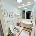 Art Of Luxury & Design House *