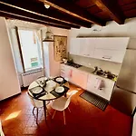 Διαμέρισμα Art Of Luxury & Design House